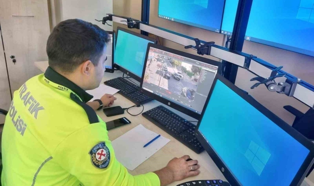 Trafikte sıkı denetim devam ediyor