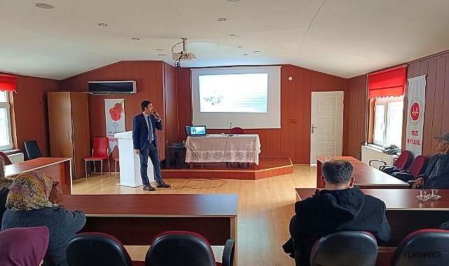 Umreye gidecek vatandaşlara seminer düzenlendi