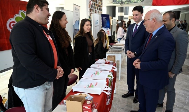 Uşak Üniversitesi Kariyer Günü'24 yoğun ilgi gördü