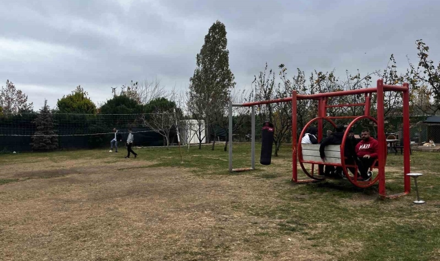 Uyuşturucudan kurtuldu, dernek kurup eğitim vermeye başladı