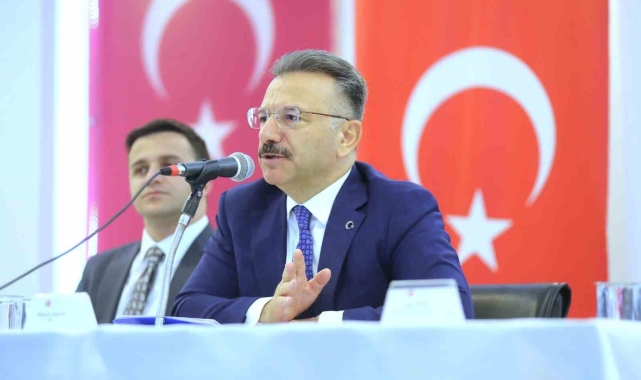 Vali Aksoy'un katılımı ile Seyitgazi ilçesinde muhtarlar toplantısı yapıldı