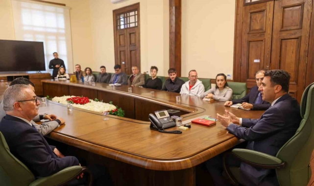 Vali Aygöl, 'Öğretmen Akademileri' programının ilk dersinde