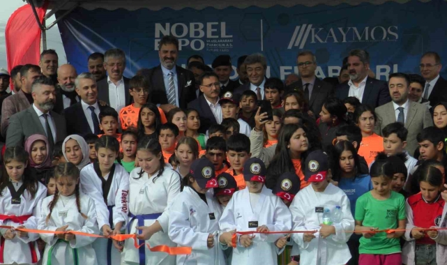 Vali Çiçek: "ERVA Spor Okulları, kötülere bir meydan okumadır"
