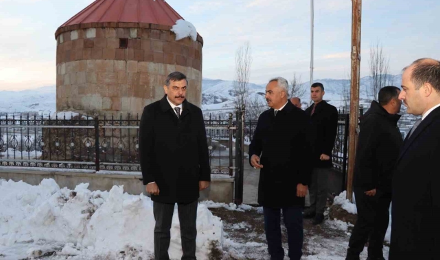 Vali Çiftçi: "Mısri Zinnun Kümbeti'ni asli hüviyetine kavuşturacağız"