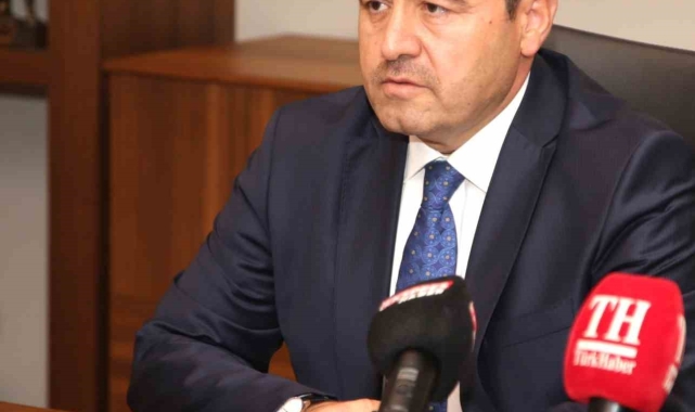 Vali Musa Işın: "Kızılkuçur'daki yangın, bahçeye soba külü dökülmesi sonucu çıktı"