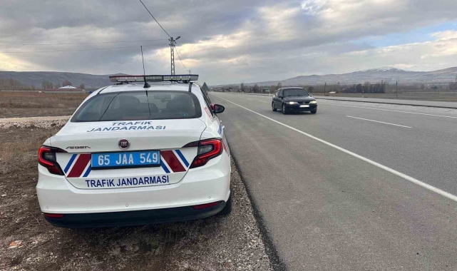 Van'da 139 araç trafikten men edildi