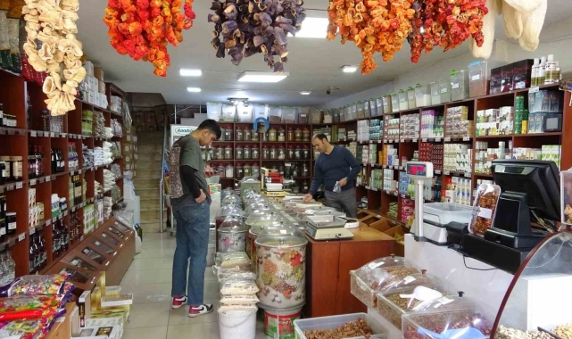 Van'da soğuk algınlığına doğal çözüm: Kış çayları