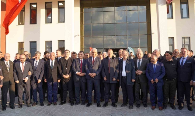 Varto'da yapımı tamamlanan meslek yüksekokulu törenle açıldı