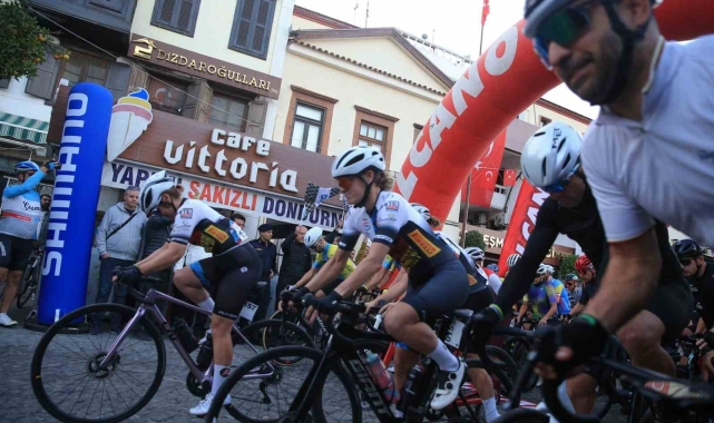 Veloturk Gran Fondo by Salcano, Çeşme'de koşuldu