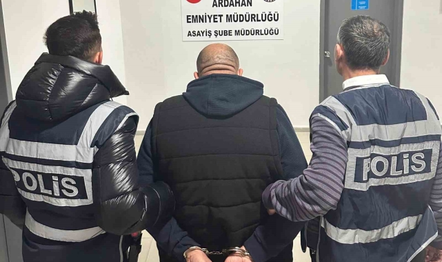 Yağma suçundan 12 yıl kesinleşmiş hapis cezası bulunan firari yakalandı