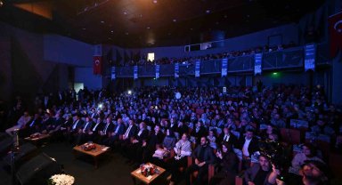 Yıldırım'da 'insanlık adına' kültür sanat sezonu başladı