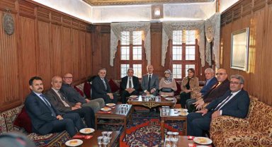 YÖK Başkanı Özvar Yaman Dede'de