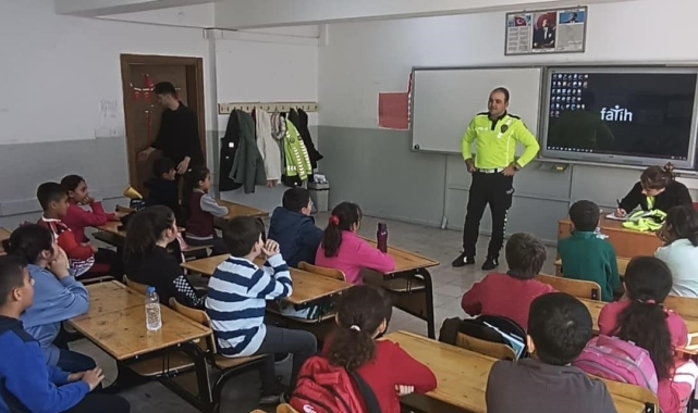 Yolların kralı olmaz, kuralı olur