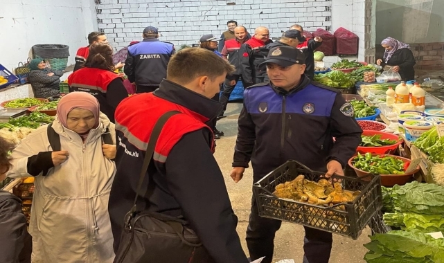 Zonguldak'ta pazar yerlerinde yabani mantar denetimi yapıldı