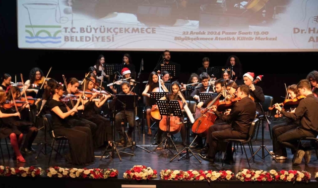 100. Yıl Gençlik Oda Orkestrası'ndan muhteşem yıl sonu konseri