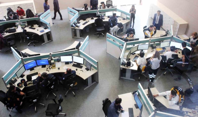 112 Acil Çağrı Merkezlerine SMS ihbarı ile de ulaşılabiliyor