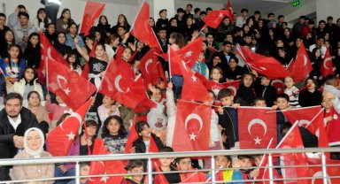 2. Ordu Komutanlığı bandosunun Cizre'deki konserini bin 500 kişi izledi