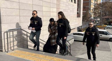 291 yıl 7 ay hapis cezası olan kadın, 12'nci çocuğuna hamile olduğu için serbest bırakıldı