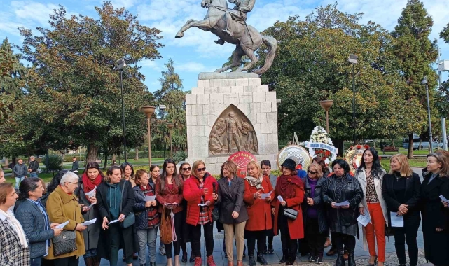 '5 Aralık Dünya Kadın Hakları Günü' Samsun'da kutlandı