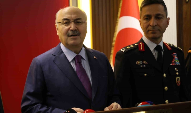 Adana'da yılbaşı gecesi 5 bin 555 polis görev yapacak