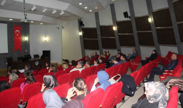 Aile hekimlerine akıllı ilaç ve akıllı laboratuvar eğitimi verildi