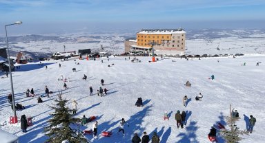 Akdağ Kayak Merkezi'nde turizm sezonu başladı