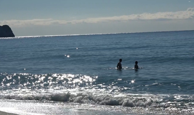 Alanya'da Aralık ayında deniz keyfi