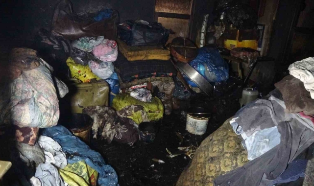 Alanya'da yangın müstakil evi küle çevirdi