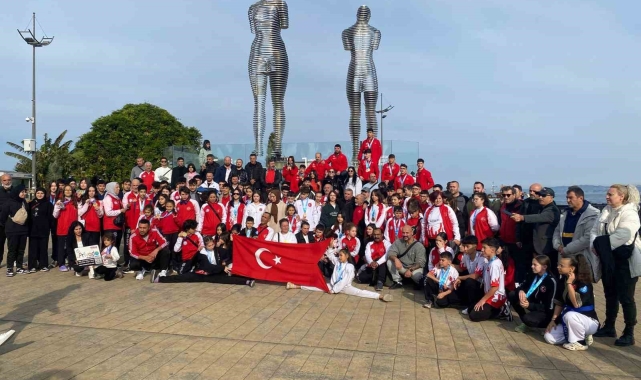 Alpagut Turan Savaş Sanatı Dünya Kupası'nda Türkiye 159 madalya kazandı