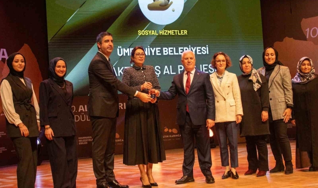 Altın Karınca Ödülü'nün sahibi Ümraniye Belediyesi oldu