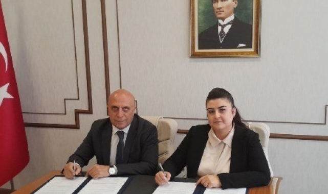 Amasya şeriye sicillerinin çevirisi için imzalar atıldı