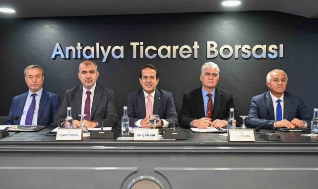 Antalya Ticaret Borsası yılın son meclisini gerçekleştirdi