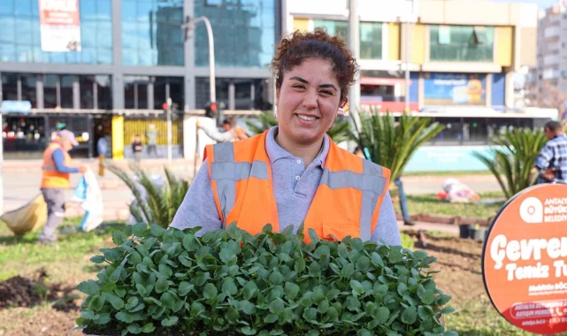 Antalya yaz kış rengarenk