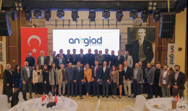 ANTGİAD'da dijitalleşme, yapay zeka, inovasyon ve liderlik konuları ele alındı