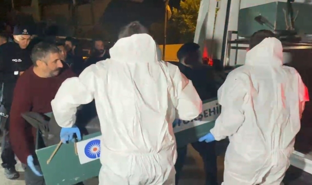 Araç boyama atölyesi içerisindeki araçlarla birlikte alev alev yandı, 24 yaşındaki genç feci şekilde can verdi