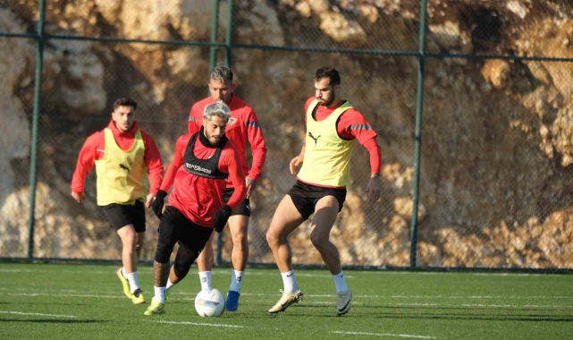 Atakaş Hatayspor, Adana Demirspor maçı hazırlıklarına başladı