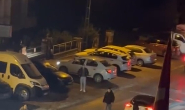 Ataşehir'de kaza sonrası tekmeli yumruklu kavga