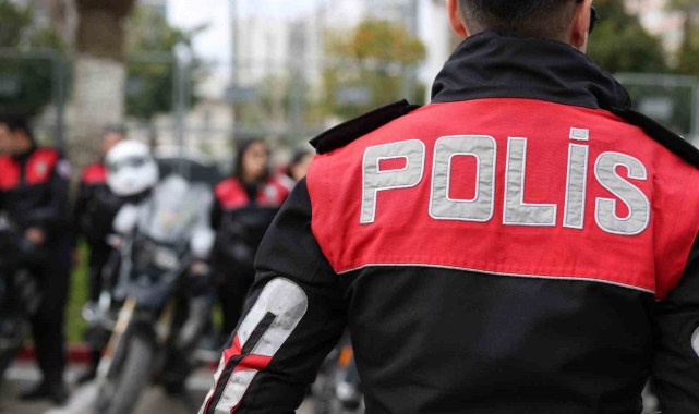 Aydın'da yeni yıl kutlamaları için emniyet iletişim kanalları paylaşıldı