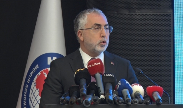 Bakan Işıkhan: "Kamu personelimizin şartlarını iyileştirmeye devam edeceğiz"