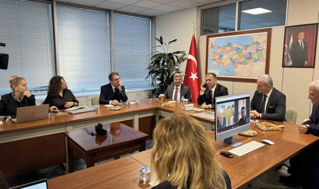 Bakan Yerlikaya: "18 günde 30 bin 668 Suriyeli ülkesine döndü"