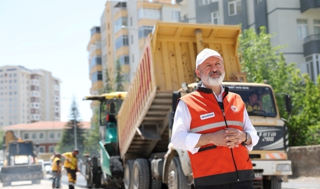 Başkan Çolakbayrakdar: "Asfaltta da tarihi bir rekor kırmanın haklı gururunu yaşıyoruz"