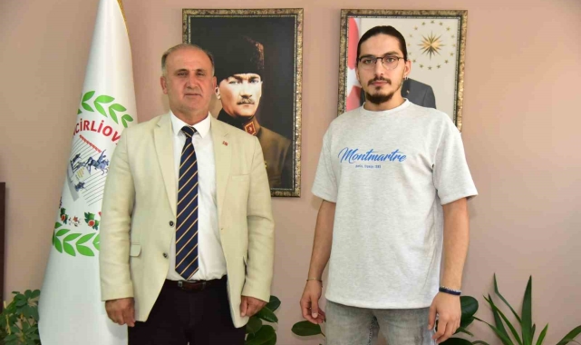 Başkan Kaya güzel haberi verdi, Berkay yeni protezine kavuştu