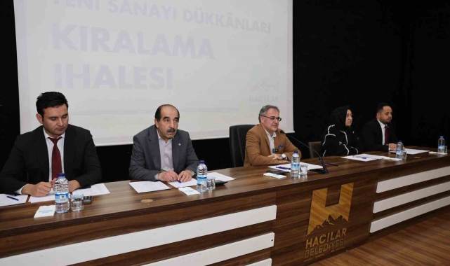 Başkan Özdoğan: &quot;Birlikte çalışarak Hacılar&#039;ı güçlendiriyoruz&quot;