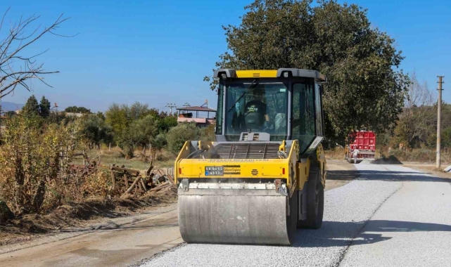 Başkan Yetişkin'den Efeler'e 65 milyonluk yol yatırımı