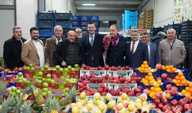 Başkan Zeyrek hal esnafı ile bir araya geldi