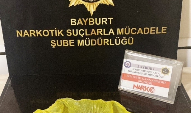Bayburt&#039;ta bir miktar bonzai ele geçirildi