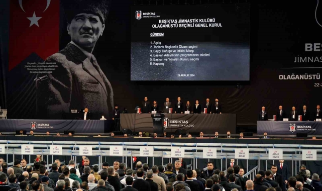Beşiktaş'ta olağanüstü seçimli genel kurul başladı