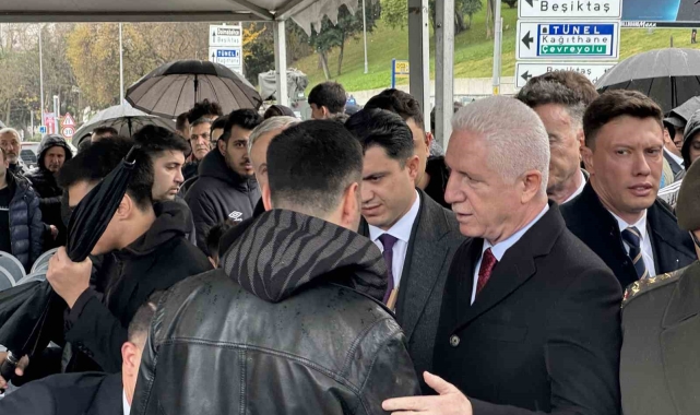 Beşiktaş'taki 47 şehit için duygusal anma