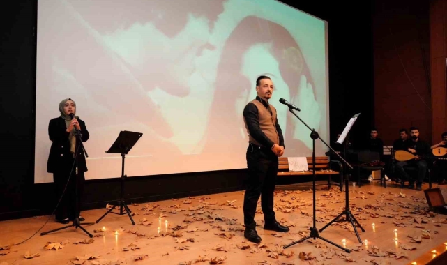 "Beşinci Mevsim" adlı şiir ve müzik programı düzenlendi