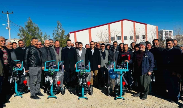 Besni'de süt sağım makinesi desteği